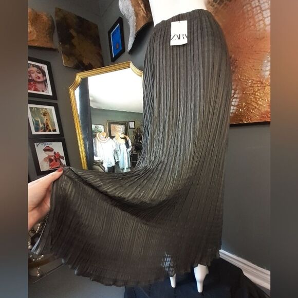 Zara Nwt Limited Edition Grey Pleated Maxi Skirt - Picture 2 of 14